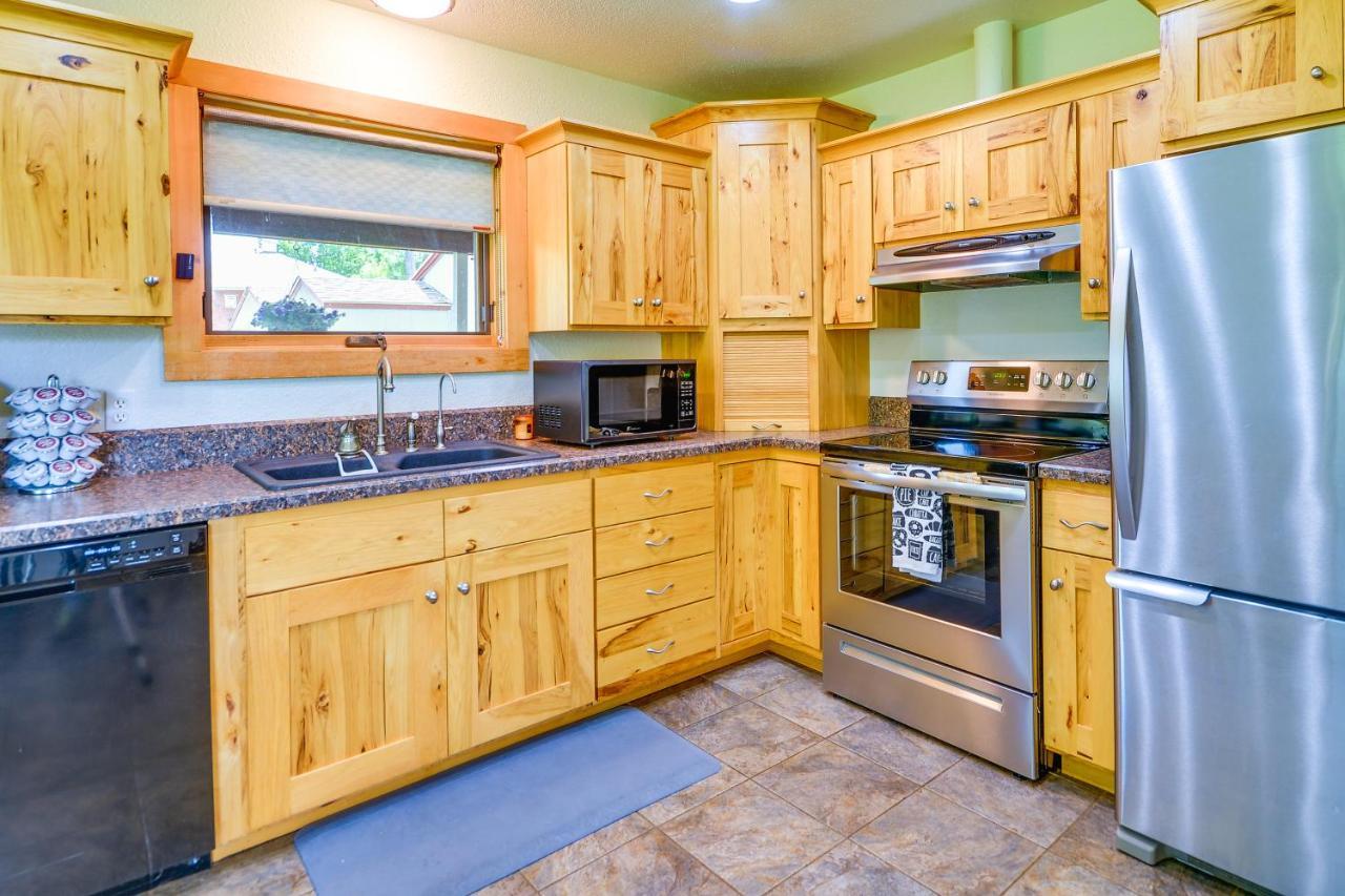 Dog-Friendly Red Lodge Home With On-Site Pond! Buitenkant foto